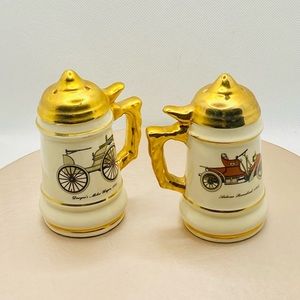 EUC Vintage Henry Ford Museum Car Salt & Pepper Shakers